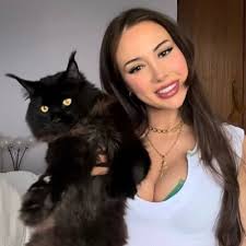 Emma Boardman (@EmmaBoardman3)