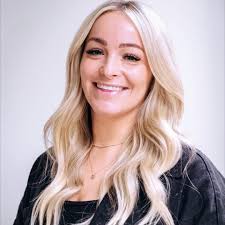 Hi all! I just wanted to introduce myself and share a recent photo. I'm  Charlotte and I have The Pebble Ridge Practice in Torquay. I'm a mental  health therapist, clinical hypnotherapist and