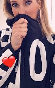 Helene Hendricks's Instagram, Twitter & Facebook