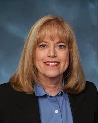 Renee Huskey's Instagram, Twitter & Facebook