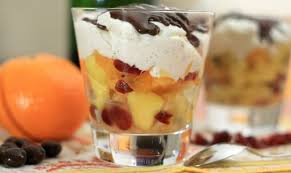 Grande collection de produits arts de la table moderne et design. Les Recettes De Verrines Faciles Et Festives C Est Tendance De L Aperitif Au Dessert