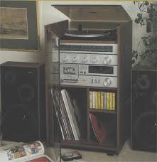 Old Style Stereo A Staple In Every Family Room Or Teenager S Bedroom Childhood Memories Childhood Memories 70s My Childhood Memories