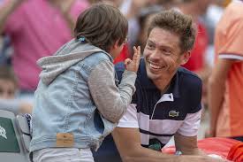 The latest tweets from @nmahut Nicolas Mahut And His Son During The French Open I Wasn T Prepared To Cry Watching This Kid S Reaction To His Dad Losing In The French Open Popsugar Family Photo 9