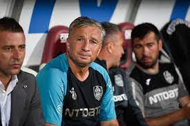 Mureș, pandurii, țska sofia, astra, cfr și gaz metan, iar secund a fost la vaslui și fcsb. SurprizÄƒ TotalÄƒ La Cfr Cluj Noul Antrenor DebuteazÄƒ Chiar AstÄƒzi Pe Banca Ardelenilor In Europa League Dan Petrescu Si A Dat Si El Acordul Pentru Mutare