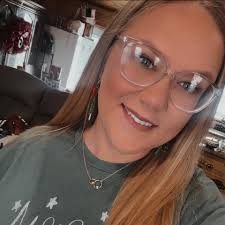 Hair stylist for kids in DeRidder?