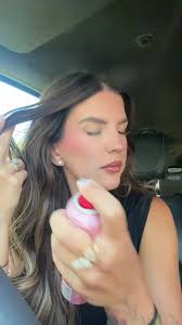 Understanding Makeup Setting Spray for Weddings