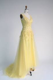Sleeveless V Neck Wedding Dress Yellow Wedding Dresses For Women Cheap Long Bridal Dress Yellow Wedding Dress Yellow Bridesmaid Dresses Wedding Guest Dress