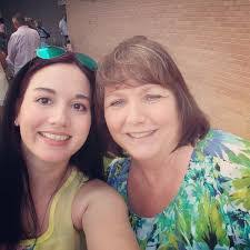 Julia Staggs's Instagram, Twitter & Facebook