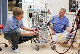An ecmo clinical service, independent from perfusion services, was established in 2003 to improve ecmo delivery and bedside care. Merivaara Ecmo Specialists At Karolinska Saving Lives Throughout Scandinavia