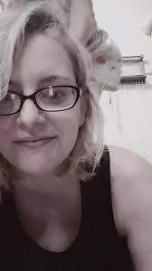 Amanda Ashbaugh's Instagram, Twitter & Facebook