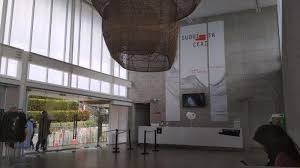 Dikelilingi oleh dataran tinggi dan pegunungan menjadikan kota ini memiliki banyak potensi wisata outdoor yang mempesona. Tempat Prewed Indoor Bandung 5 Lokasi Prewedding Indoor Di Bandung Foto Prewed Indoor Paket Foto Prewed Tempat Foto Prewed Studio Foto Prewed Jasa