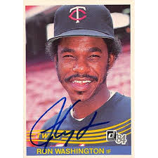 Ron Washington autographed baseball card (Minnesota Twins) 1984 Donruss #391