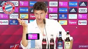 Thomas muller does love to waste a good pintcredit: Lewangoalski You Know Die Lustigsten Bayern Momente In 2020 Aktuelle Fc Bayern News Transfergeruchte Hintergrundberichte Uvm