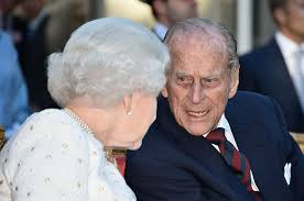 Le prince philip, qui avait été hospitalisé récemment, est mort paisiblement ce (vendredi) matin au château de windsor, précise. Reine Elizabeth Ii La Vie De Son Mari Le Prince Philippe Apres Sa Retraite