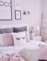 40 Aesthetic Room Decors To Add To Your Room In 2021 Aesthetic Room Room Decor Aesthetic Room Decor