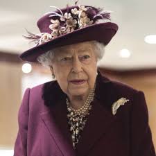 Protect from wind and prune. The Crown Pourquoi La Reine Elizabeth Ii Ne Regardera Certainement Pas Gala