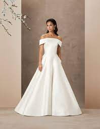The Power Of Love Lookbook Caroline Castigliano Designer Wedding Dresses Expensive Wedding Dress Classic Wedding Dress Wedding Dresses