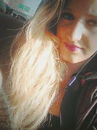 Breeanna Pugh has been missing from the West Side of Charleston WV since  April 17, 2018....she goes by Bree.... she is about 5'3... has brown  eyes... she's 30 years old. Anyone with