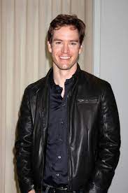 Mark Paul Gosselaar Dapper Mens Fashion Dapper Men Leather Jacket Men
