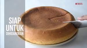 Gerenti tak cukup kalau makan sepotong. Kek Keju Oreo Tak Perlu Bakar Sangat Mudah Sedap