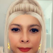 Stream Lori Ayala music