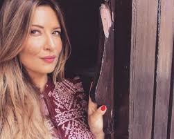 Vuoi seguire sui social network selvaggia lucarelli? Selvaggia Lucarelli Ulissefest La Festa Del Viaggio Lonely Planet