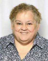 Donna Elaine's Instagram, Twitter & Facebook