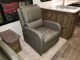 Thomas Payne Pushback Rv Recliner W Footrest 27 Wide Jaleco Chocolate Thomas Payne Rv Couches Rv Recliners Recliner Chair Recliner