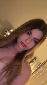 Claire Bock's Instagram, Twitter & Facebook