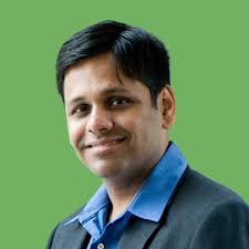 Vineet Sinha's Instagram, Twitter & Facebook