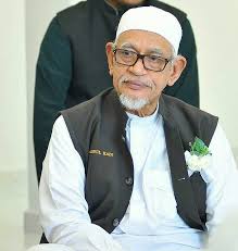 Peranan besar tuan guru presiden dalam majma' taqreeb dilihat antara pencapaian cemerlang di arena antarabangsa. Dato Seri Tuan Guru Haji Abdul Hadi Awang Muqri Saat Flickr
