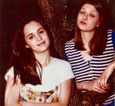 Hard To Believe These 2 Were Childhood Best Friends Buffy The Vampire Slayer Buffy The Vampire Vampire Slayer