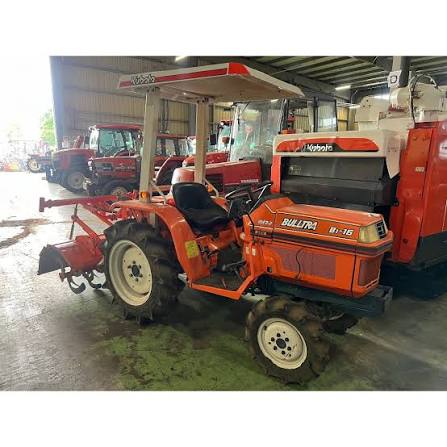 Kubota B1-16 Tractor