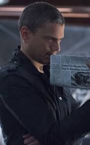 Legends Of Tomorrow 1x03 Captain Cold Wentworth Miller Dc Legends Of Tomorrow Leonard Snart