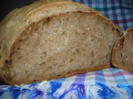 Seconda parte degli esperimenti con la farina integrale che mi è stata regalata. Senzapanna Pane Nero Con Poolish