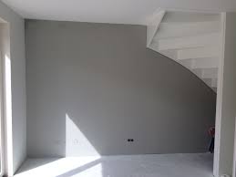 flexa kiezelgroen muur kleur woonkamer interieur