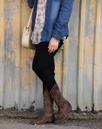 Black Jeans And Brown Cowboy Boots Rodeo Outfit Floral Blouses And Cowboy Boots Lady In Violet Rodeo Outfits Boots Cowboy Boots