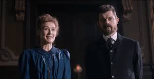 Cuenta la historia de la ganadora del premio nobel marie curie y sus extraordinarios descubrimientos. Marjane Satrapi On Her Meta Marie Curie Biopic Radioactive Cult Mtl