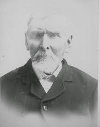 Sidney Tanner's Instagram, Twitter & Facebook