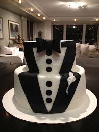 Hubby 40th Birthday Cake Ideas For Husband Tuxedo Themed Cake Getting This For My Husband S 30th Birthday Tortas De Cumpleanos Hombre Tortas Para Hombres Pastel De Cumpleanos Hombre