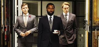 Robert pattinson and john david washington in a still from tenet. Armer Robert Pattinson Christopher Nolans Bizarres Dreh Verbot Enthullt