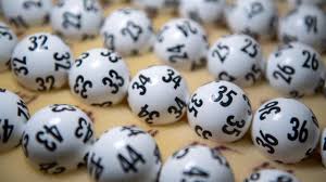 Der superzahl kommt beim deutschen lotto eine besondere bedeutung zu. Lottozahlen 14 08 2021 Ziehung Der Gewinnzahlen Beim Lotto Am Samstag Fur 10 Millionen Euro News De