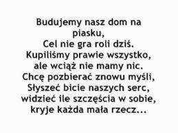 G d e c cieszmy się z małych rzeczy, bo wzór na szczęście w nich zapisany jest. Sylwia Grzeszczak Male Rzeczy Z Tekstem Youtube