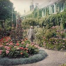 Claude Monet S Garden At Giverny Via Artsxdesign By Etienneclementel Boredpanda Claudemonet Garden Monet Garden Giverny Giverny Monet Claude Monet
