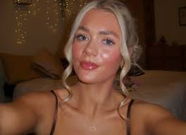 Digital camera version of last night🤍