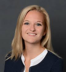 Caroline Heil's Instagram, Twitter & Facebook