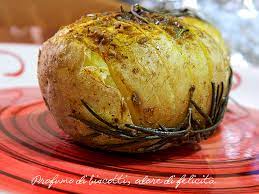 Il branzino al cartoccio in padella è semplice e veloce da preparare. Patate Al Cartoccio In Padella Profumo Di Biscotti Odore Di Felicita