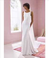 Finden sie ihr perfekte brautkleid bei uns. Neue Kollektion Von Pronovias 2020 Brautfashion Loredana De