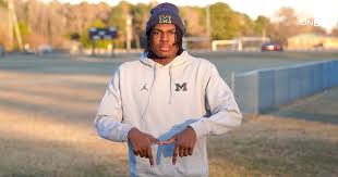 Michigan Recruiting: 100 yards with Shamari Earls