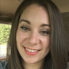 Courtney Graff's Instagram, Twitter & Facebook